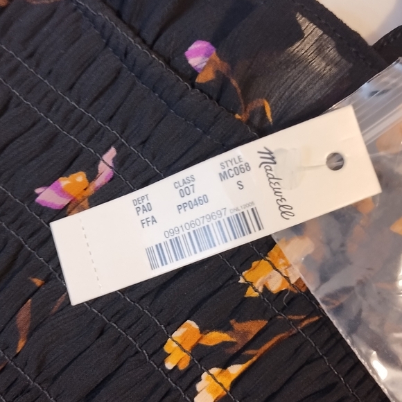 Madewell Georgette Ruffle Collar Smocked Top in Falling Freesias Women's… - Picture 7 of 7